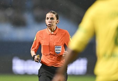Euro féminin de foot 2022 : une Française parmi les arbitres