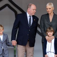 Charlène de Monaco : pour sa première sortie officielle avec Albert et les enfants, la princesse étonne