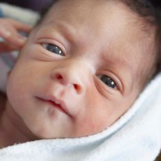 Mon bébé va-t-il garder les yeux bleus de sa naissance ? Un expert répond