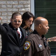 Johnny Depp en couple avec son avocate Camille Vasquez ? Elle laisse planer le doute