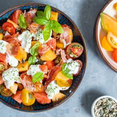 5 recettes de salades fraîches et ultra gourmandes pour profiter de la mozzarella aux beaux jours