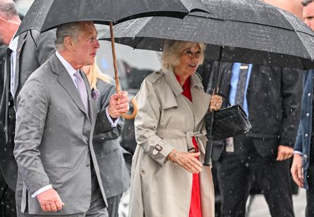 Prince Charles : encore marié à Diana, il fait des avances enflammées à Camilla