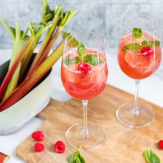 Rhabarber-Spritz: Fruchtiger Cocktail für laue Sommerabende