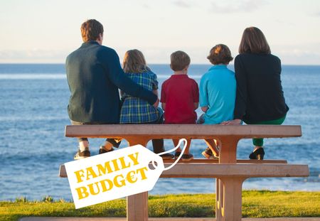 Budget Vacances : Olivier et Lise prévoient 600 euros pour 2 semaines avec 3 enfants