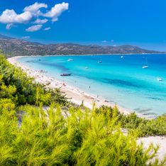 Vacances : Cette plage sublime est la préférée des Français (et elle n'est pas en Corse)