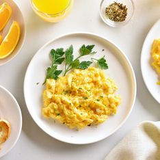 Technique culinaire : comment cuire des œufs brouillés au bain-marie ?