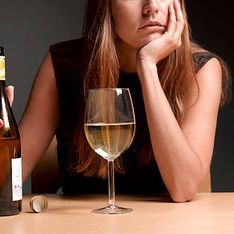 Cos’è il binge drinking? Definizione, rischi e soluzioni