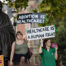 Per abortire in Ungheria sarà obbligatorio ascoltare il battito del feto: così si limitano i diritti