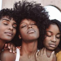 Capelli afro, cura e prodotti migliori: 4 consigli per ricci perfetti e definiti