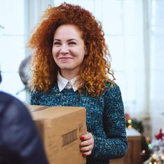 Trinkgeld zu Weihnachten: Dürfen Postboten Geschenke annehmen?