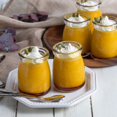 Dessert zum Dahinschmelzen: Kürbis-Pudding mit Sahne-Häubchen