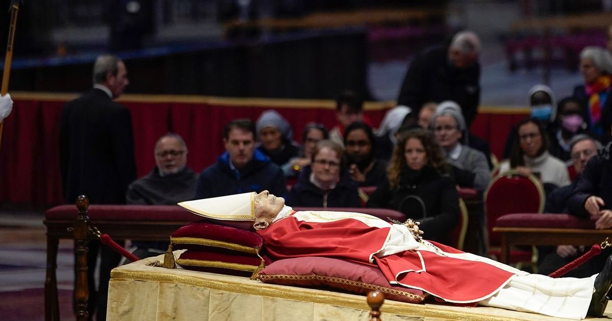 Papa Che è Durato Di Più Come e quando si svolgerà il funerale di papa Benedetto XVI?