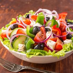 10 idées de salades pas chères, légères et gourmandes avec de la feta pour l'été