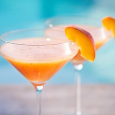 Cyril Lignac partage sa recette de cocktail avec 3 ingrédients et qui change enfin du Spritz !