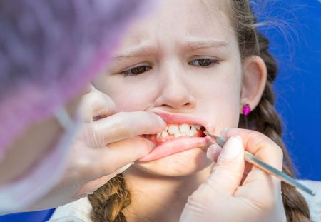 Comment blanchir les dents : le siwak, traitement de choc tout en