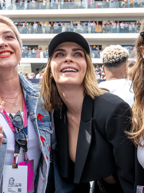 Cara Delevingne: Su camino hacia la sobriedad y la libertad auténtica