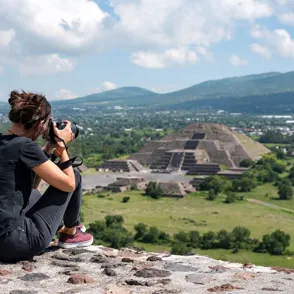 Viajar de manera sostenible: Carlota Bruna, activista y divulgadora comparte estos 10 consejos