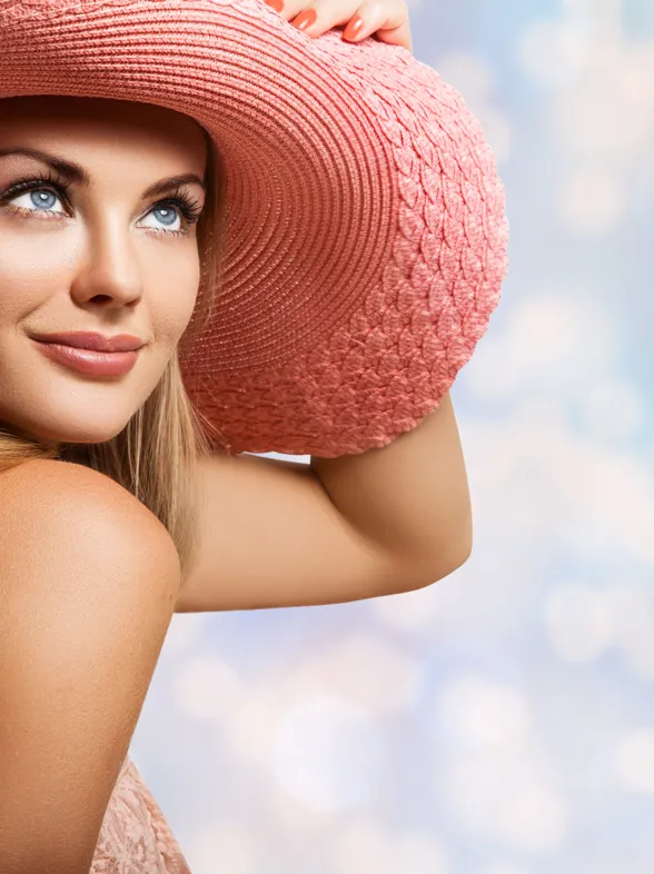 Consejos de cómo maquillarte en verano según una maquilladora profesional