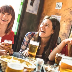 Más allá de la espuma: Cerveza y nutrición femenina, ¿Qué nos dice la ciencia?