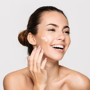 Rostro natural y fresco, el truco viral de Tik Tok para conseguir el efecto 'glow'