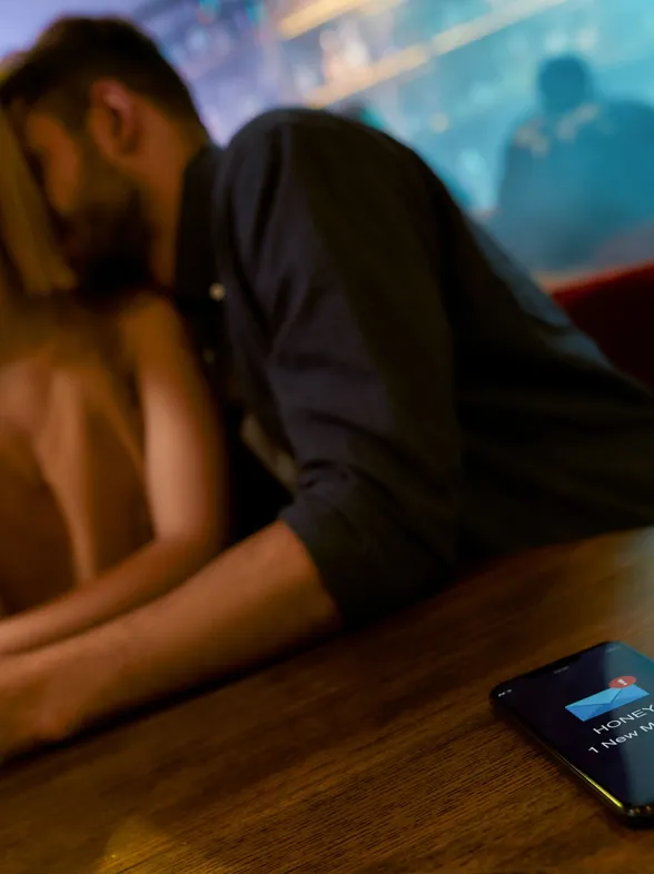 ¿Por qué somos tan susceptibles de ser infieles en nuestras relaciones de pareja? Los expertos responden