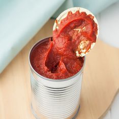 Avec cette astuce, votre sauce tomate ou lait de coco ouverts ne périmeront plus jamais au fond du frigo !