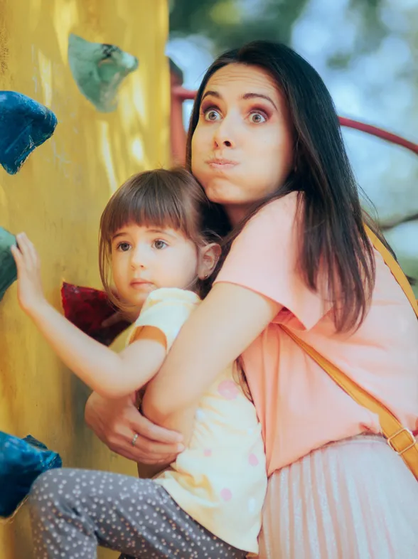 5 errores que debes evitar al criar a tu hijo para no convertirte en un padre quitanieves