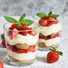 Tiramisu : Cyril Lignac partage sa recette revisitée pour profiter des fraises avant la fin de la saison