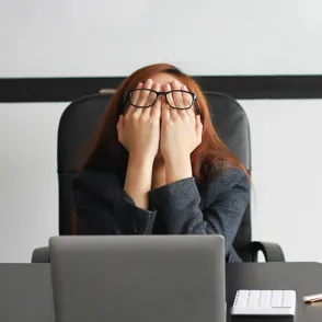 Los jóvenes y becarios: más susceptibles a experimentar Sisifemia, un nuevo trastorno laboral
