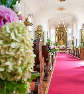 Estilo para invitadas: Cómo vestir en bodas de otoño e invierno en 2023 - 2024