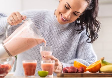 Selon la science, voici la boisson anti-graisse abdominale la plus