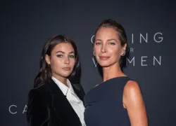 Grace Burns, la hija de Christy Turlington, brilla en su debut en la Semana de la Moda de Milán