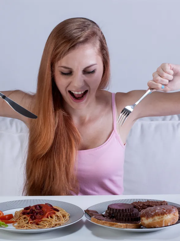 Una comida al día: advertencias sobre los peligros de la dieta OMAD y el ayuno intermitente
