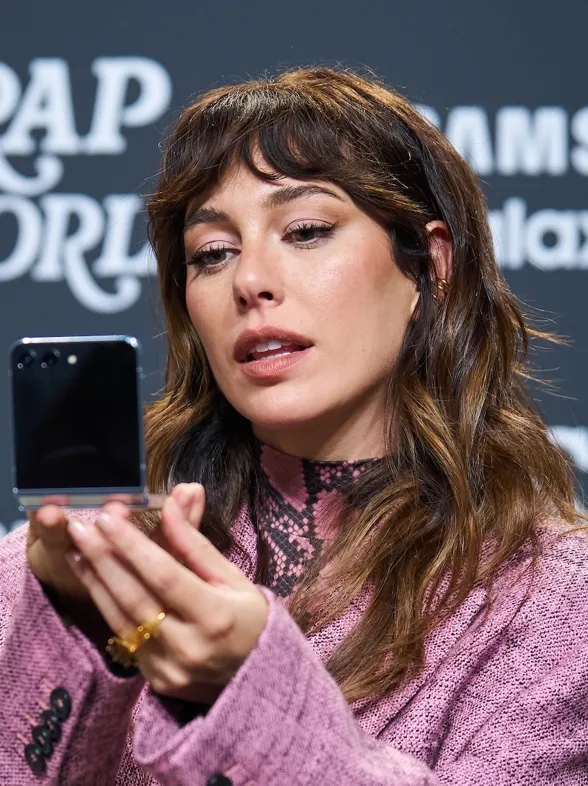 Blanca Suárez estrena look con un flequillo 'Shaggy': ¿Te atreverías con esta tendencia?