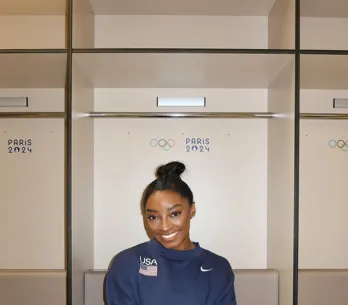 Simone Biles hace historia en los Juegos Olímpicos de París 2024 con una ovación en Bercy
