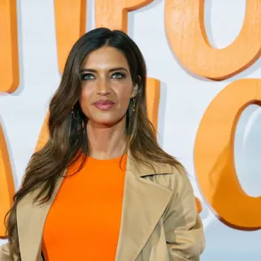Sara Carbonero se despide de su larga melena y enseña su nuevo look