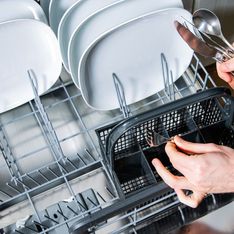 Lave-vaisselle : voici dans quel sens vous devriez placer vos couverts pour les laver vraiment efficacement