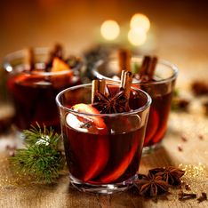 Tradition de Noël : savez-vous d’où vient le vin chaud que nous buvons pendant les fêtes ?
