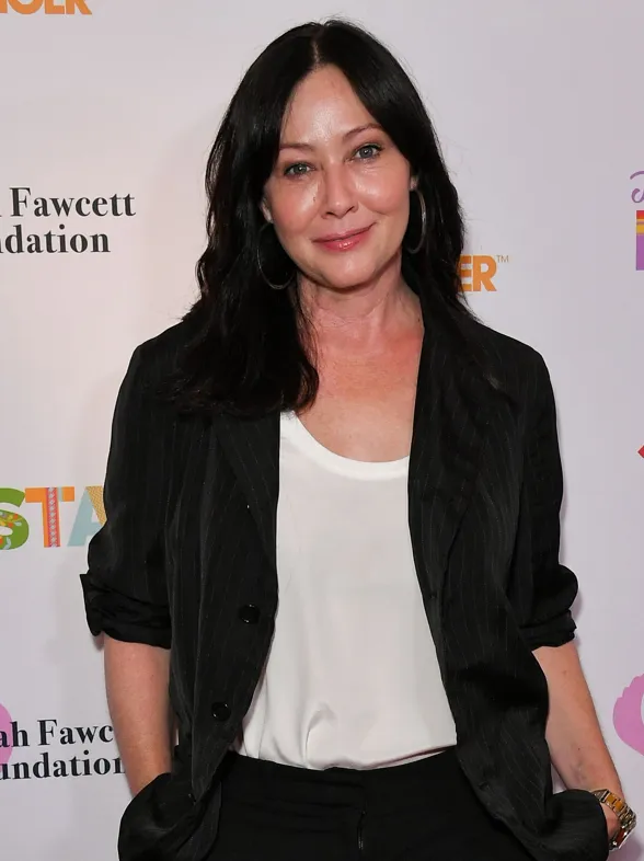 Shannen Doherty: "El cáncer ha llegado a mis huesos, pero no me rendiré"