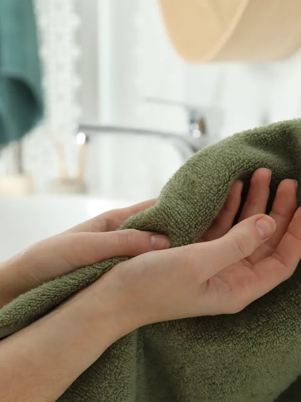 Toallas: ¿cómo evitar que se conviertan en un nido de bacterias?