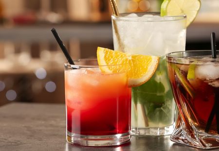 La pépite : Alcoool propose des boissons pour se remettre d'une soirée trop  festive - 21/12