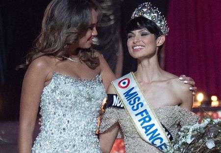 Miss France 2024 : le coiffeur d’Ève Gilles dévoile les secrets de sa coupe courte tendance