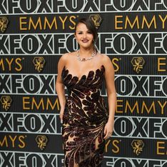 El rojo, el neón y el glamour retro brillan en la alfombra roja de los Emmy