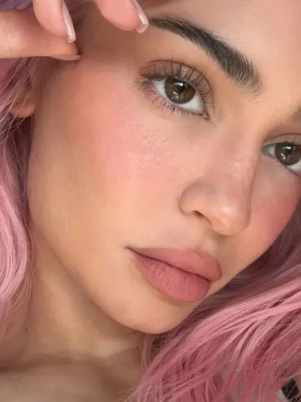 Kylie Jenner: el rosa chicle vuelve a ser tendencia