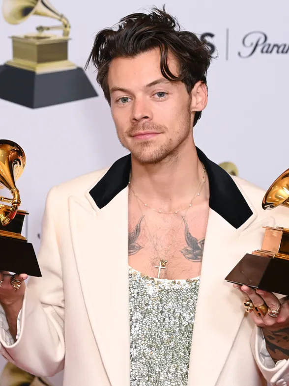 Harry Styles cumple 30: un repaso por sus parejas, récords y logros