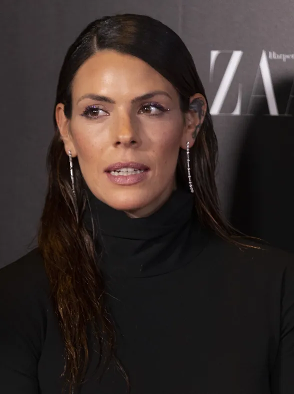 El impactante cambio de look de Laura Matamoros: ¡Estoy alucinando con su melena fantasía!