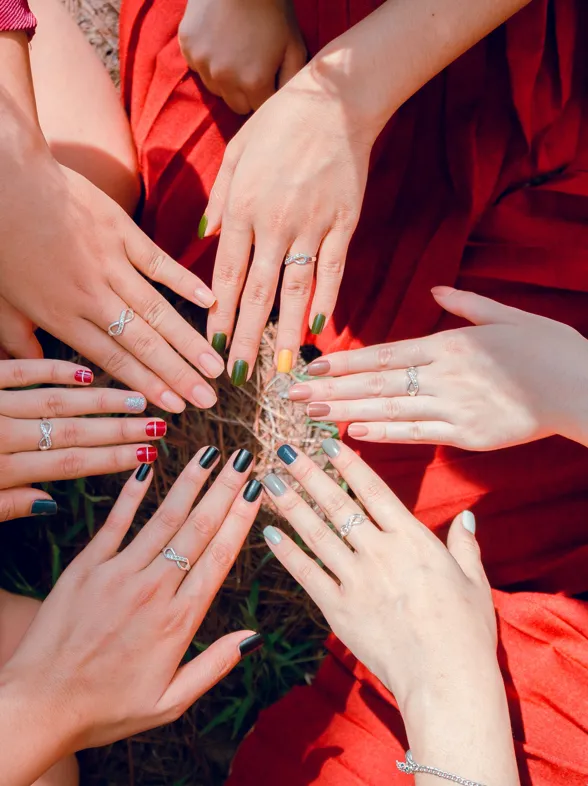Tendencias en manicura de uñas para esta primavera 2024