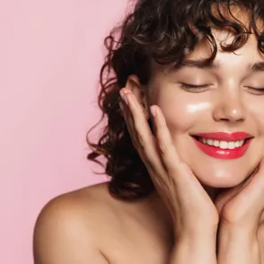 ¿Slugging? ¡Alerta dermatóloga! Piel hidratada sí, pero no para todas