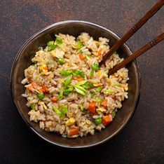 Cyril Lignac dévoile la recette de son riz cantonais au jambon pour un repas facile et pas cher