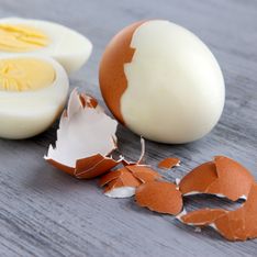 Cette méthode est la meilleure de toutes pour écaler un œuf dur facilement